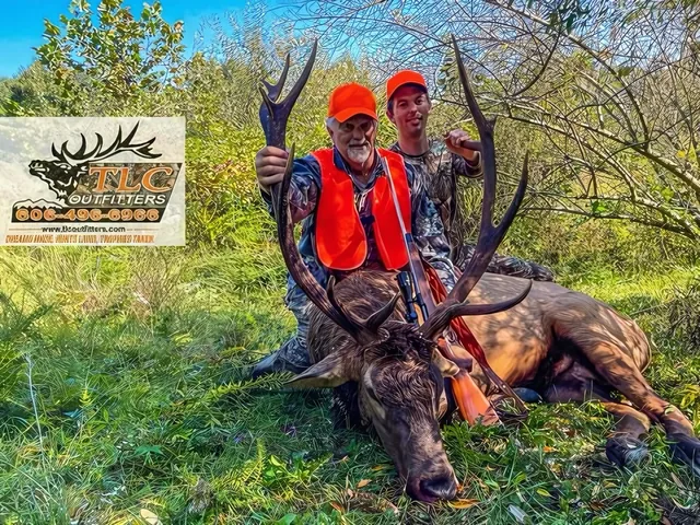Kentucky Elk customer harvest photo from TLC Outfitters