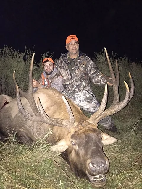 Kentucky Elk customer harvest photo from TLC Outfitters